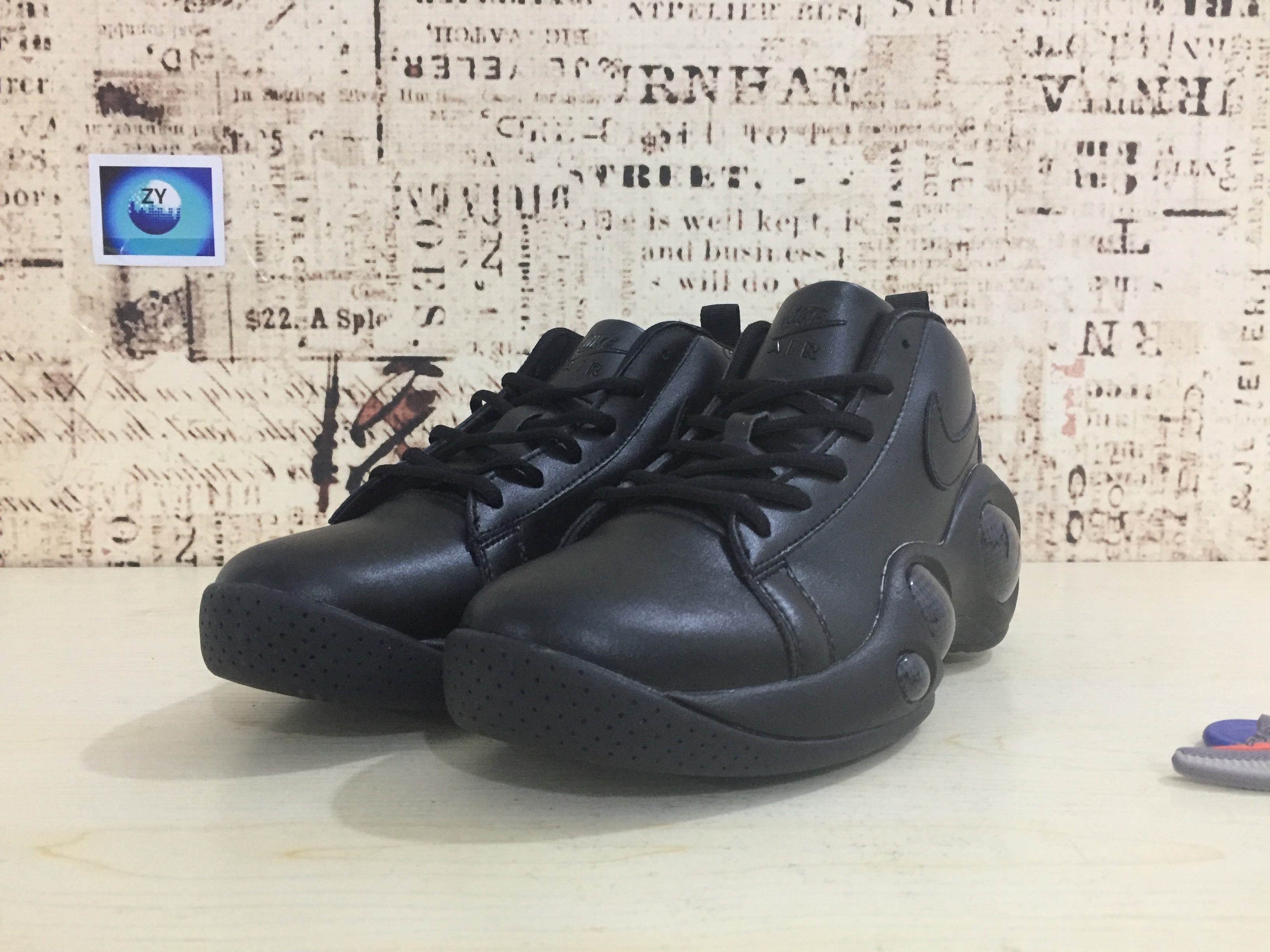 Women Nike Zoom Bonafide All Black Shoes